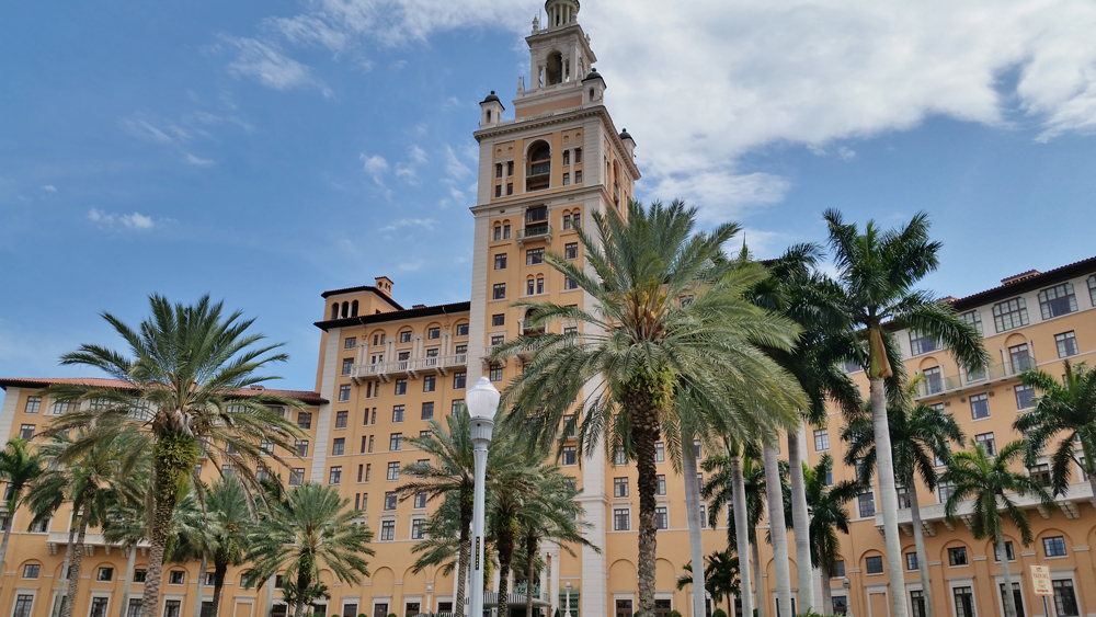 Rightfully called the Grand Dame of Coral Gables,The Biltmore Hotel is a National Historic Landmark with Mediterranean Revival architecture exuding romance and elegance, the perfect touches needed for your engagement photos.