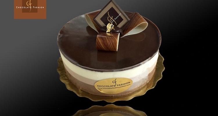 Chocolate Fashion French Bakery in Coral Gables Miami, Florida amazing special occasion birthday cake