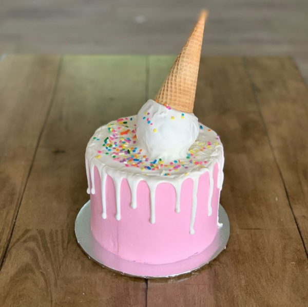 30 Places To Buy An Amazing Birthday Cake Around Miami - Coral Gables Love