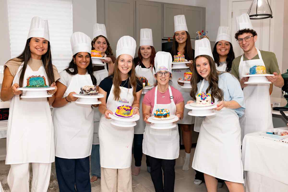 FrostAndSprinklecom Discount Code CGLOVE For 10% off